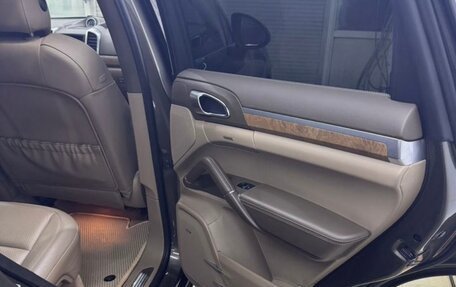 Porsche Cayenne III, 2011 год, 2 099 000 рублей, 12 фотография