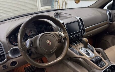 Porsche Cayenne III, 2011 год, 2 099 000 рублей, 5 фотография