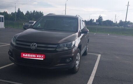 Volkswagen Tiguan I, 2014 год, 900 000 рублей, 6 фотография