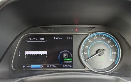 Nissan Leaf II, 2020 год, 1 350 000 рублей, 10 фотография