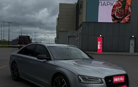 Audi S8, 2017 год, 8 200 000 рублей, 2 фотография