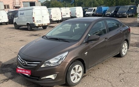 Hyundai Solaris II рестайлинг, 2016 год, 1 000 000 рублей, 2 фотография