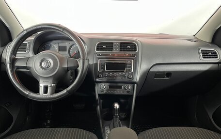Volkswagen Polo VI (EU Market), 2013 год, 850 000 рублей, 13 фотография