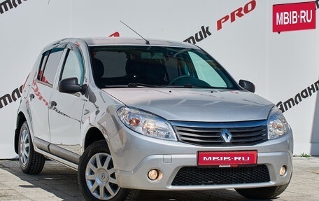 Renault Sandero I, 2013 год, 675 000 рублей, 3 фотография