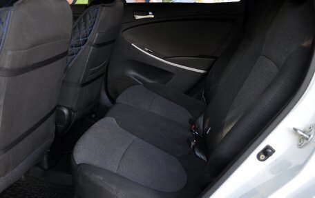 Hyundai Solaris II рестайлинг, 2013 год, 949 000 рублей, 13 фотография