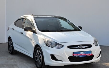 Hyundai Solaris II рестайлинг, 2013 год, 949 000 рублей, 3 фотография