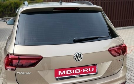 Volkswagen Tiguan II, 2020 год, 3 050 000 рублей, 2 фотография