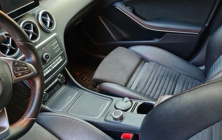 Mercedes-Benz A-Класс, 2016 год, 1 580 000 рублей, 7 фотография