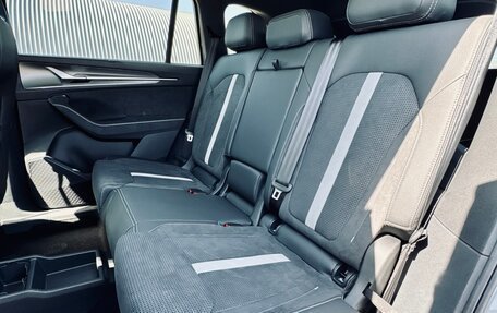 Skoda Kodiaq, 2025 год, 5 290 000 рублей, 34 фотография