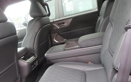 Infiniti QX80, 2025 год, 19 035 000 рублей, 26 фотография