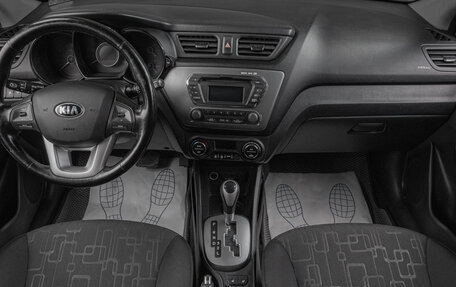 KIA Rio III рестайлинг, 2013 год, 899 000 рублей, 8 фотография