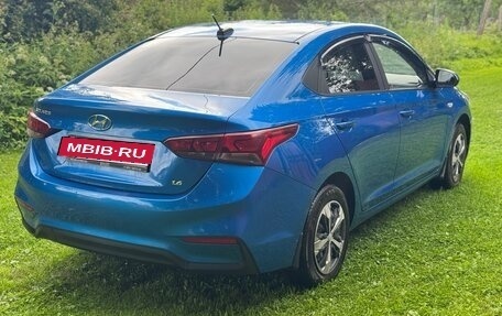 Hyundai Solaris II рестайлинг, 2017 год, 1 275 000 рублей, 5 фотография