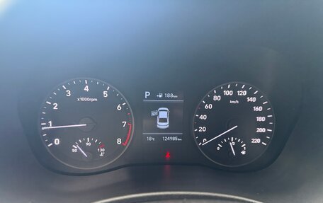 Hyundai Solaris II рестайлинг, 2017 год, 1 275 000 рублей, 10 фотография
