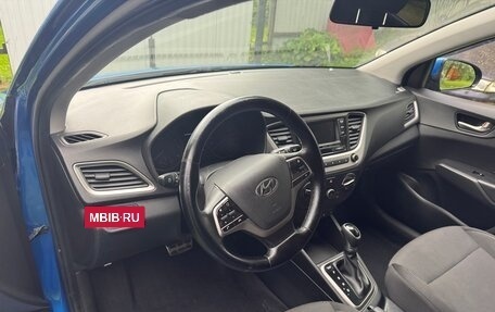 Hyundai Solaris II рестайлинг, 2017 год, 1 275 000 рублей, 13 фотография