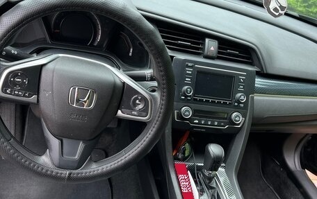 Honda Civic IX, 2018 год, 1 950 000 рублей, 10 фотография