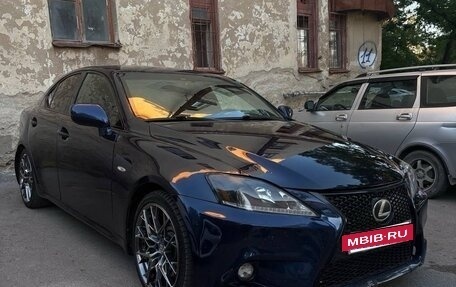 Lexus IS II рестайлинг 2, 2006 год, 1 295 000 рублей, 14 фотография