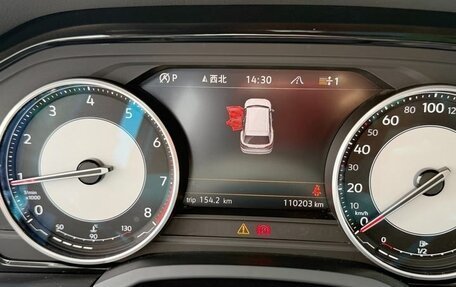 Volkswagen Touareg III, 2021 год, 3 750 000 рублей, 5 фотография