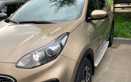 KIA Sportage IV рестайлинг, 2019 год, 2 700 000 рублей, 2 фотография