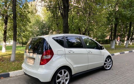 Mercedes-Benz A-Класс, 2009 год, 750 000 рублей, 4 фотография