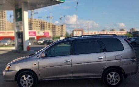 Toyota Gaia, 2001 год, 650 000 рублей, 3 фотография
