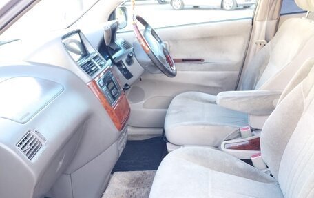 Toyota Gaia, 2001 год, 650 000 рублей, 9 фотография