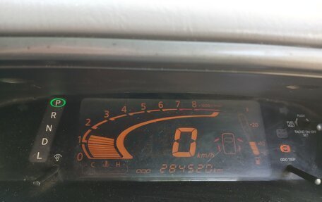 Nissan Liberty, 2001 год, 300 000 рублей, 2 фотография