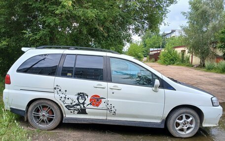 Nissan Liberty, 2001 год, 300 000 рублей, 8 фотография