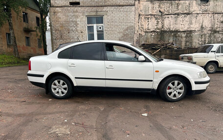 Volkswagen Passat B5+ рестайлинг, 1997 год, 370 000 рублей, 3 фотография