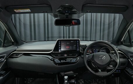 Toyota C-HR I рестайлинг, 2020 год, 2 148 000 рублей, 7 фотография