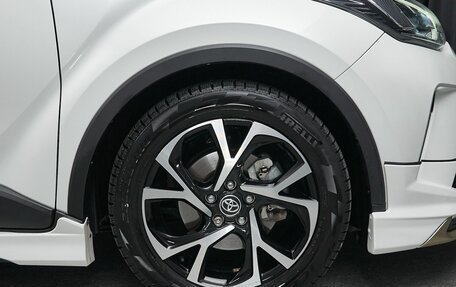 Toyota C-HR I рестайлинг, 2020 год, 2 148 000 рублей, 19 фотография