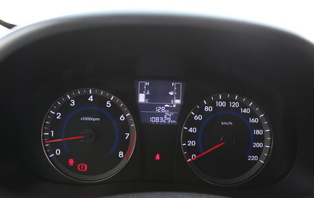 Hyundai Solaris II рестайлинг, 2015 год, 705 000 рублей, 11 фотография