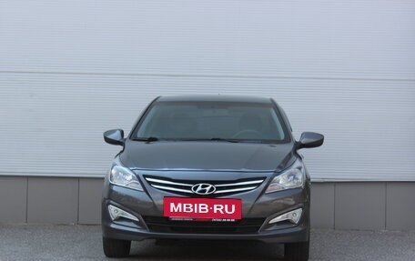 Hyundai Solaris II рестайлинг, 2015 год, 705 000 рублей, 3 фотография