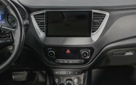 Hyundai Solaris II рестайлинг, 2017 год, 1 150 000 рублей, 14 фотография