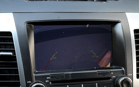 Mitsubishi Outlander III рестайлинг 3, 2007 год, 997 000 рублей, 18 фотография