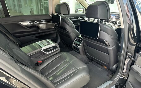 BMW 7 серия, 2019 год, 5 500 000 рублей, 33 фотография