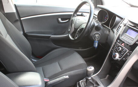 Hyundai i30 II рестайлинг, 2012 год, 797 000 рублей, 15 фотография