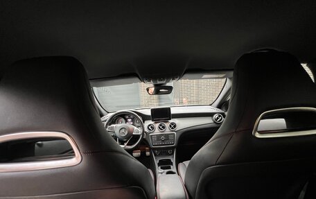 Mercedes-Benz GLA, 2016 год, 2 400 000 рублей, 10 фотография