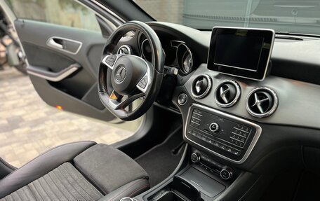 Mercedes-Benz GLA, 2016 год, 2 400 000 рублей, 12 фотография