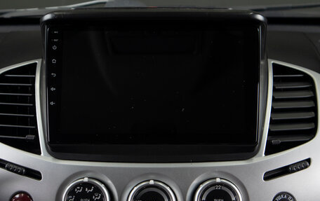 Mitsubishi L200 IV рестайлинг, 2013 год, 1 449 000 рублей, 10 фотография