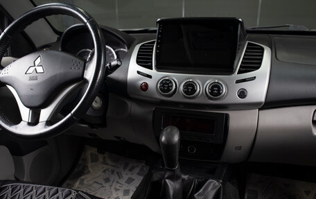 Mitsubishi L200 IV рестайлинг, 2013 год, 1 449 000 рублей, 15 фотография