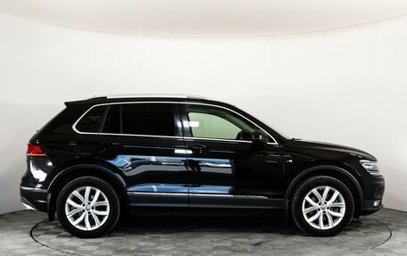Volkswagen Tiguan II, 2018 год, 2 997 000 рублей, 4 фотография