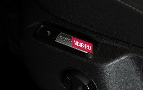 Volkswagen Tiguan II, 2018 год, 2 997 000 рублей, 21 фотография