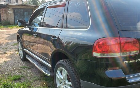 Volkswagen Touareg III, 2004 год, 650 000 рублей, 3 фотография