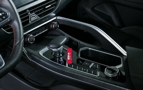 Geely Tugella FY11, 2023 год, 2 580 000 рублей, 13 фотография