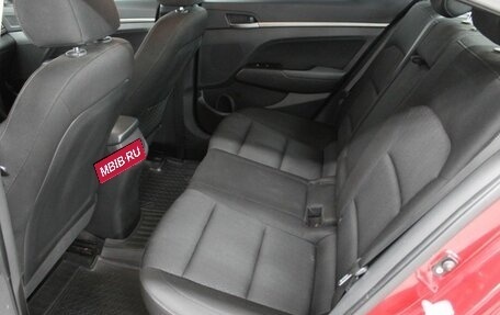 Hyundai Elantra VI рестайлинг, 2016 год, 1 300 000 рублей, 17 фотография