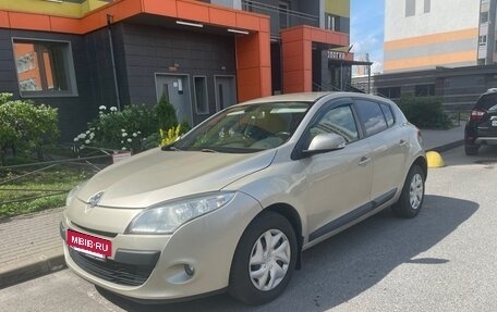 Renault Megane III, 2012 год, 670 000 рублей, 4 фотография