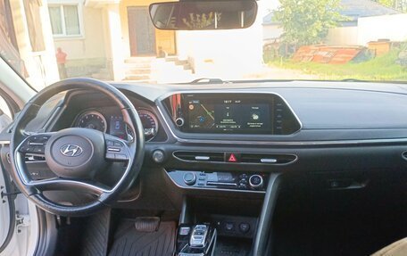 Hyundai Sonata VIII, 2020 год, 1 600 000 рублей, 13 фотография