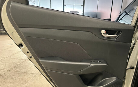 Hyundai Solaris II рестайлинг, 2018 год, 949 000 рублей, 14 фотография
