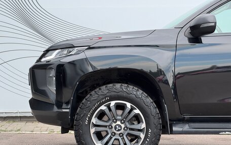 Mitsubishi L200 IV рестайлинг, 2021 год, 3 350 000 рублей, 2 фотография