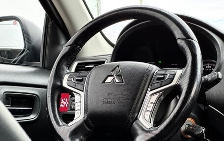 Mitsubishi L200 IV рестайлинг, 2021 год, 3 350 000 рублей, 10 фотография
